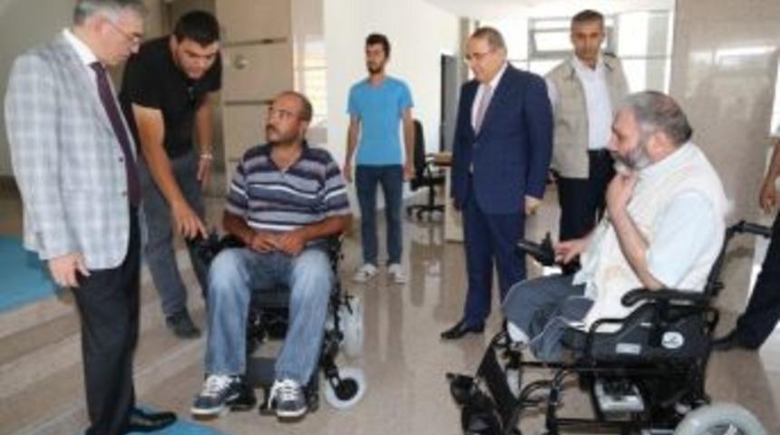 Engellilere Ak&uuml;l&uuml; Ara&ccedil;