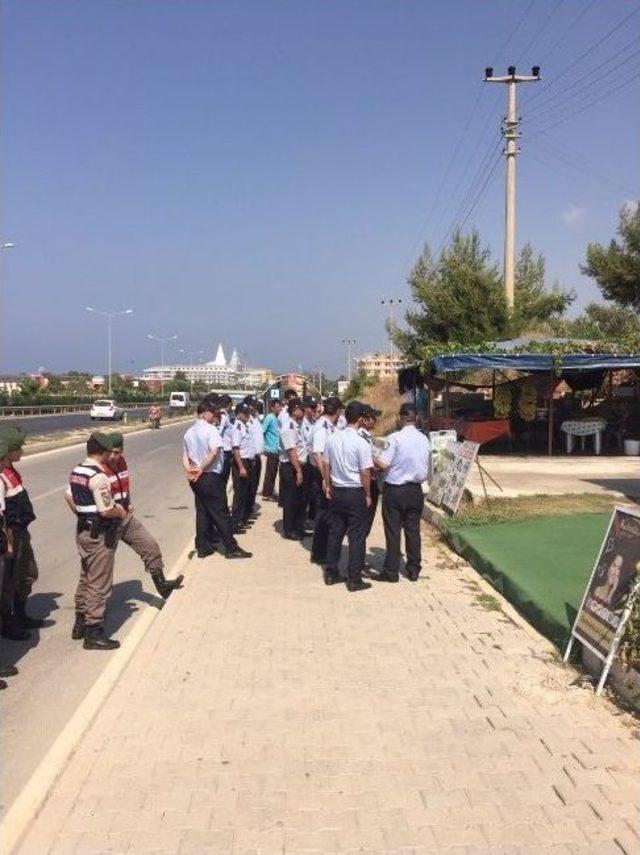 Alanya’da Kaçak Ve Ruhsatsız Yapılar Yıkılıyor