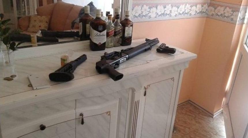 (özel Haber) Halk Pazarında ’pompalı Tüfek’ Paniği