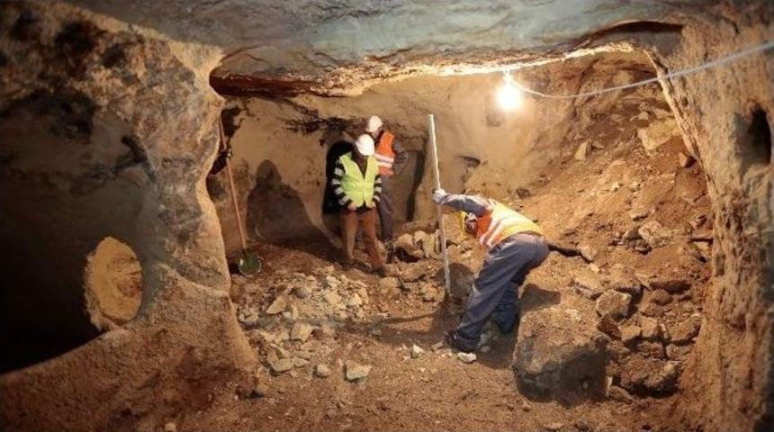 D&uuml;nyanın En B&uuml;y&uuml;k Yeraltı Kentini Ortaya &Ccedil;ıkartmak İ&ccedil;in &Ccedil;alışmalar S&uuml;r&uuml;yor