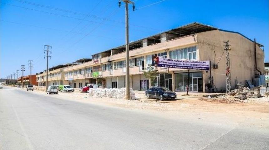 Sayacılar Esnafından Başkan Fadıloğlu&rsquo;na Teşekk&uuml;r Pankartı