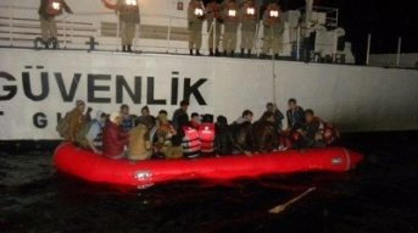 &Ccedil;anakkale&rsquo;de 159 Ka&ccedil;ak Yakalandı