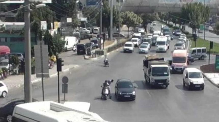 Trafik Işıklarında Pompalı Dehşet: 3 Yaralı (2)