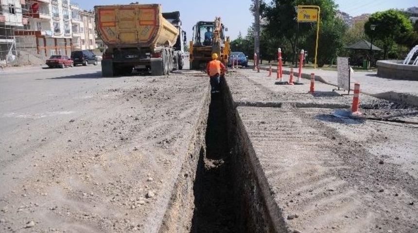 Pursaklar&rsquo;da Elektrik Telleri Yer Altına Alınıyor