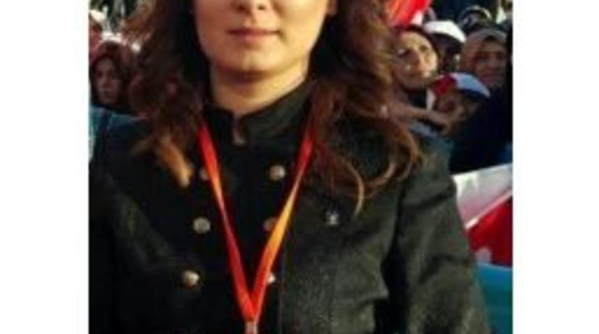 Ak Parti Kadın Kolları Başkanı Dereli İstifa Etti