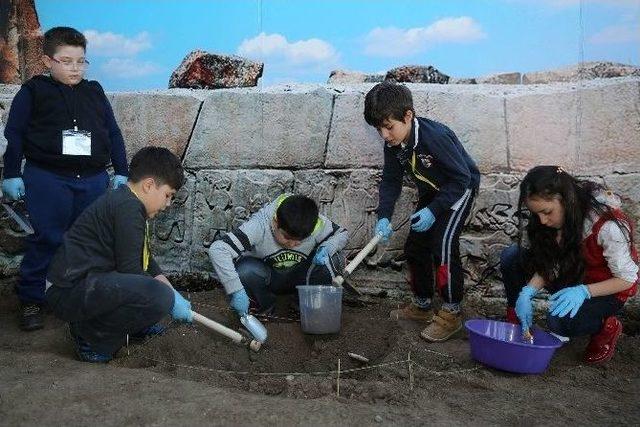 Bilim Deney Merkezi Yaz Atölyeleri Başlıyor