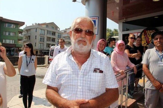 Yalova’da Denizde Boğularak Ölen Doktor İçin Hüzünlü Uğurlama