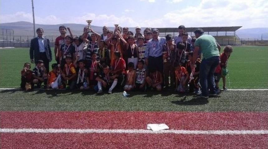 Kuran Kursu Futbol Turnuvası Sonu&ccedil;landı