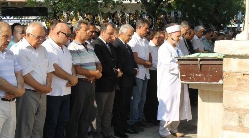 Aydın Baro Başkanı G&ouml;khan Bozkurt&rsquo;un Babası S&ouml;ke&rsquo;de Toprağa Verildi