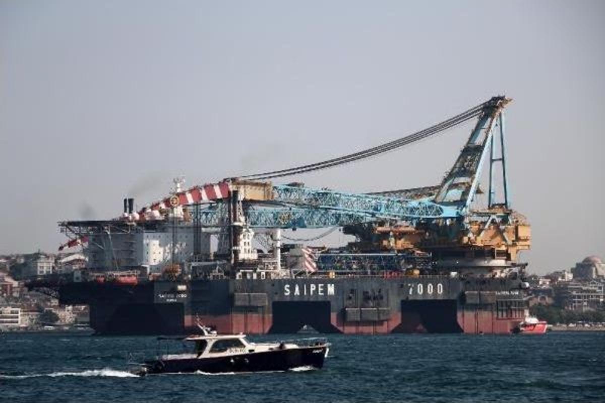 Dev Platform Boğaz'dan Ge&ccedil;ti