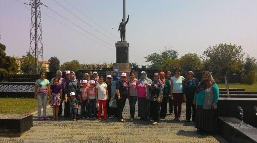 Ahmetlili Kadınlar B&uuml;y&uuml;kşehir&rsquo;i Gezdi