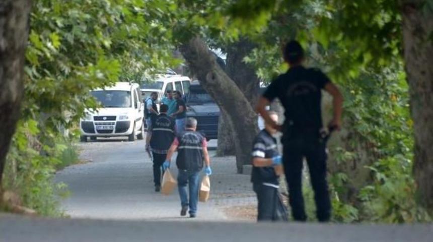 Pozantı Emniyet M&uuml;d&uuml;rl&uuml;ğ&uuml;'ne Silahlı Saldırı: 2 Polis Şehit, 2 Pkk'lı &Ouml;ld&uuml;r&uuml;ld&uuml; (2)