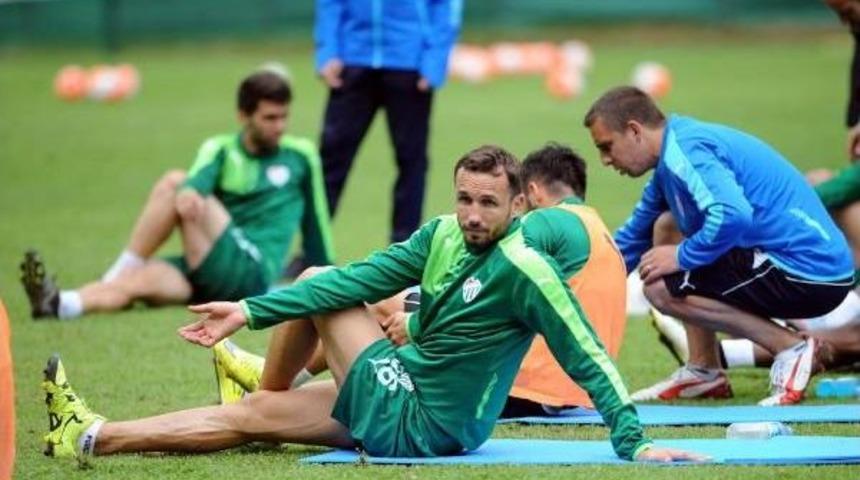 Bursasporlu Tomas Sivok: Futbol Zeka Oyunu