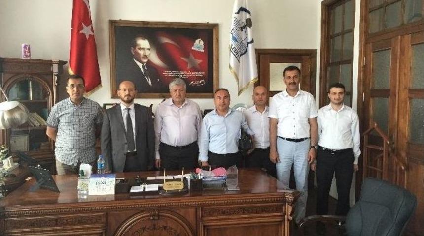 Oryantiring Federasyonu&rsquo;ndan Başkan &Ouml;zcan&rsquo;a Ziyaret