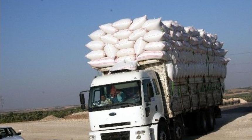 &Ccedil;evre İllere Saman G&ouml;nderiliyor