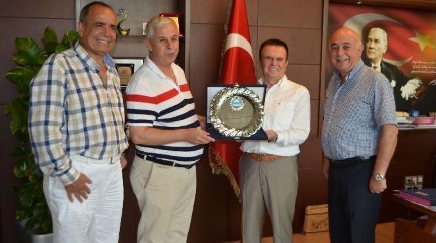 Başkan Toyran&rsquo;dan, Veda Eden Kaymakam Demirezer&rsquo;e Teşekk&uuml;r