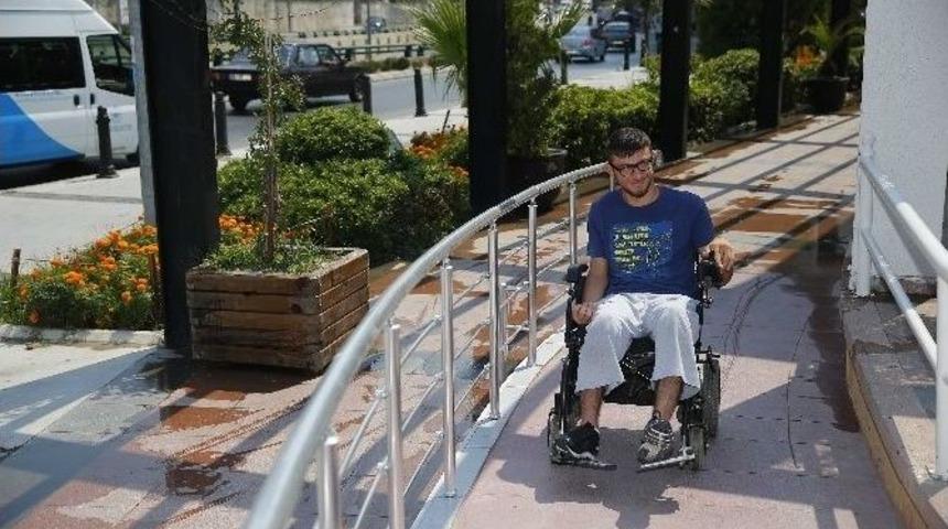 Konak&rsquo;ta Engelli Kaldıran Uygulama