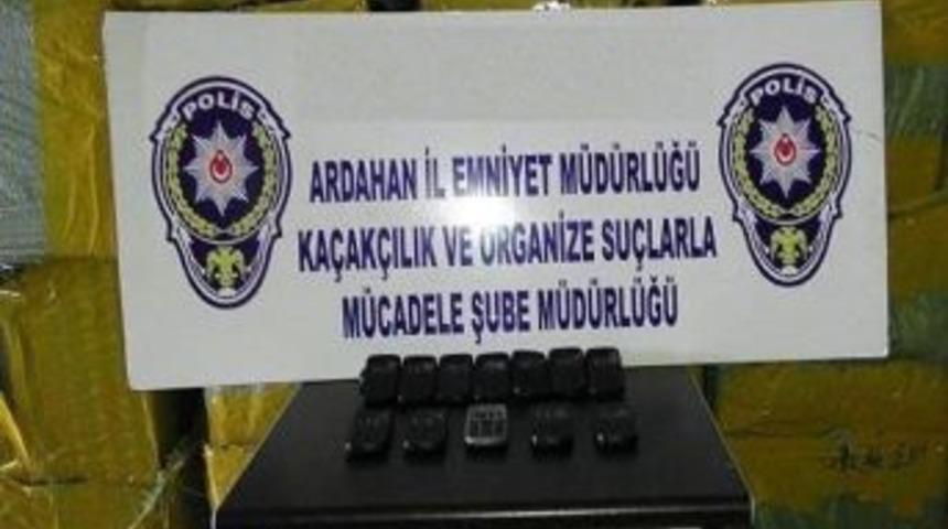 Ardahan&rsquo;da 25 Bin Ka&ccedil;ak Cep Telefonu Ele Ge&ccedil;irildi