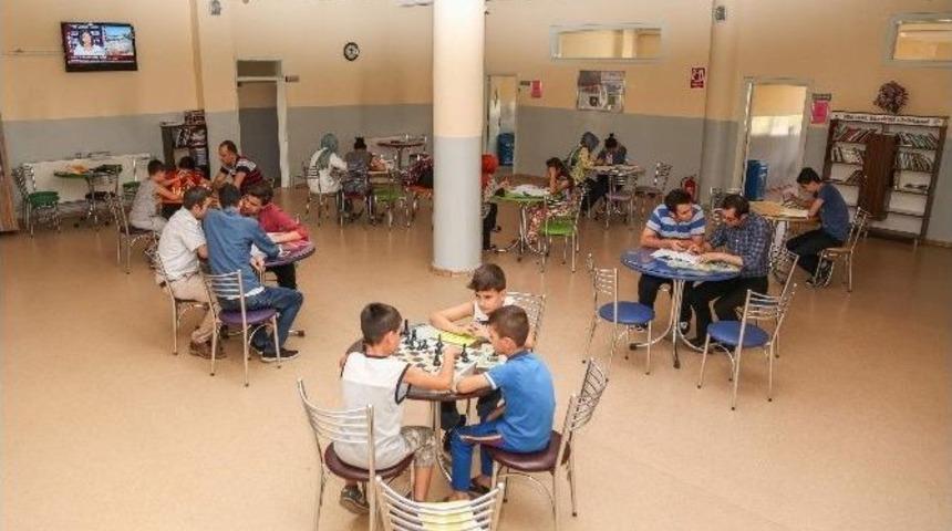 Şehitkamilli &Ouml;ğrenciler Tatilini Sosyal Tesislerde Ge&ccedil;iriyor