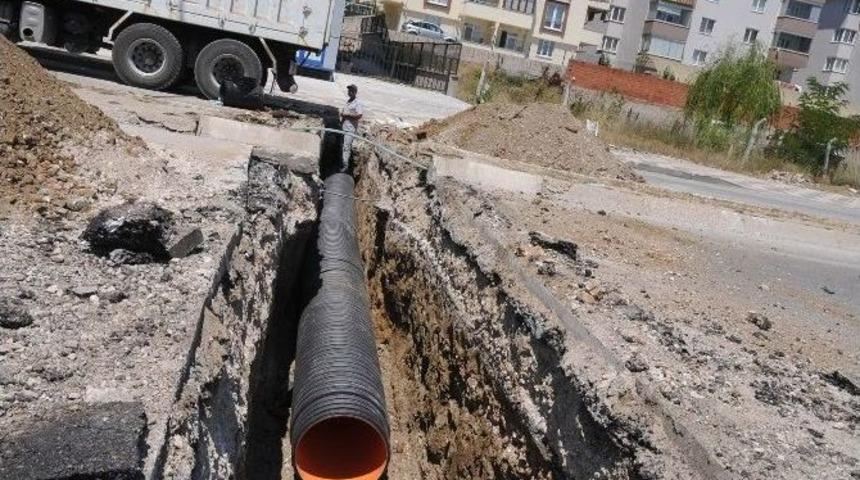 Boz&uuml;y&uuml;k&rsquo;te Alt Yapı G&uuml;&ccedil;leniyor