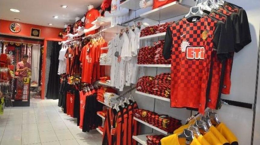 Eskişehirspor&rsquo;un Yeni Sezon Formaları