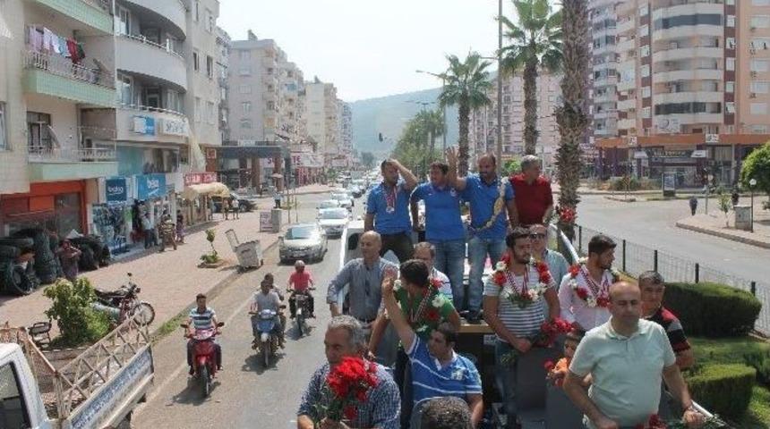 Kırkpınar Başpehlivanı Okulu&rsquo;ya Kumluca&rsquo;da G&ouml;rkemli Karşılama