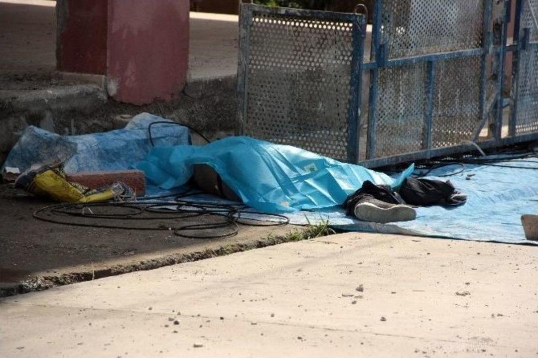 Su Tesisat&ccedil;ısı 12. Kattan D&uuml;şerek Yaşamını Yitirdi