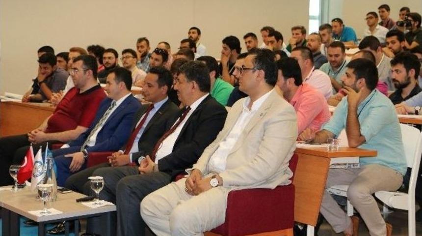 Genç İş Adamları, İş Dünyasının Üniversitesinde