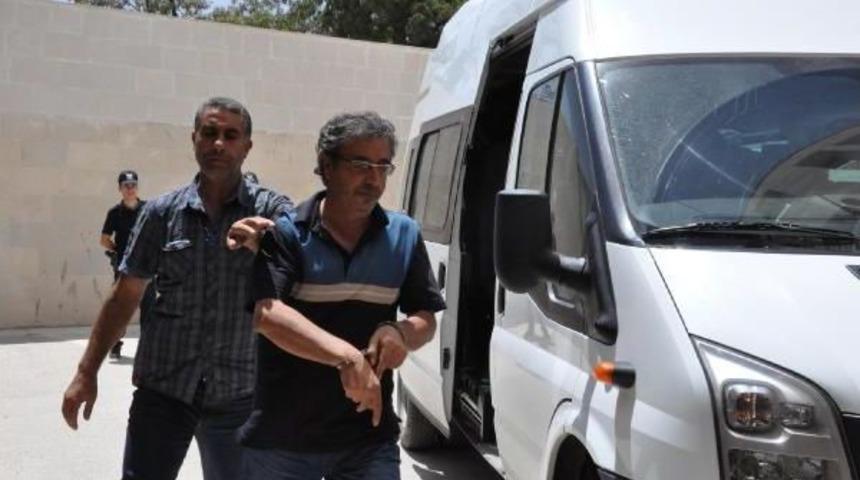 Elazığ'da Eski Bdp Ile Dbp Il Başkanları Tutuklandı