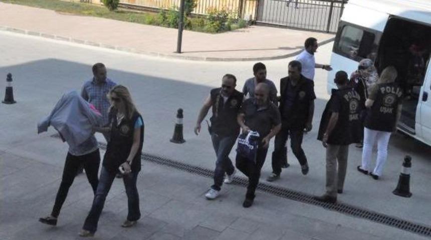 Uşak'ta Fuhuş Operasyonuna 7 G&ouml;zaltı