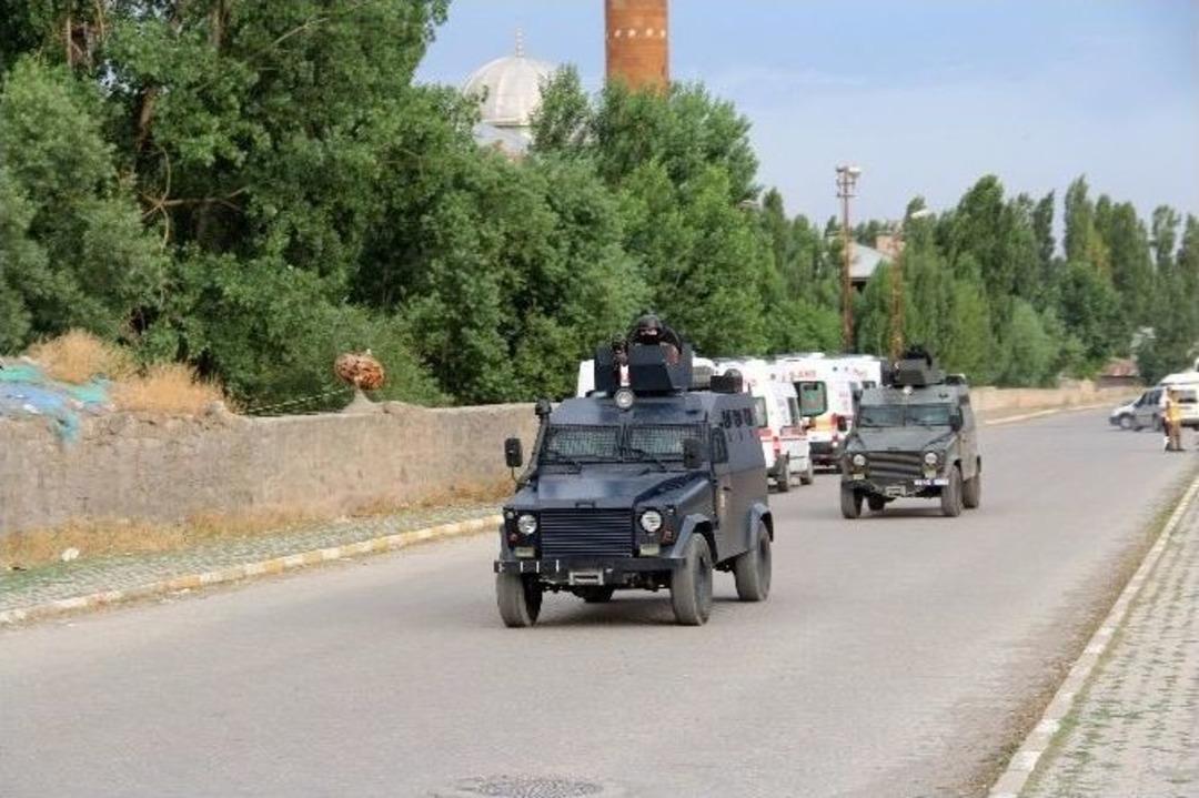 Ağrı&rsquo;da 3 Ter&ouml;rist &Ouml;ld&uuml;r&uuml;ld&uuml;