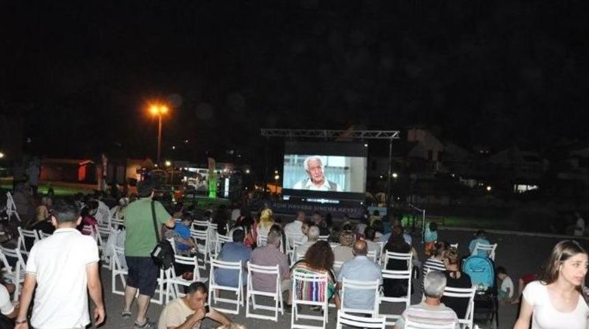 A&ccedil;ık Hava Sineması Başladı