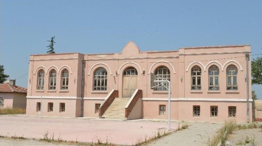 Asırlık Taş Mektebi Eski Haline D&ouml;n&uuml;şt&uuml;r&uuml;lecek