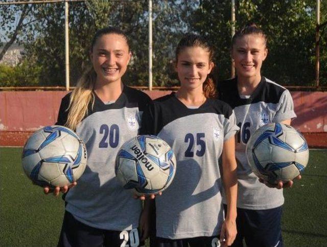 Konak Belediyespor'un Ücretleri Düşürülen 3 Oyuncusu 'yola Devam' Dedi