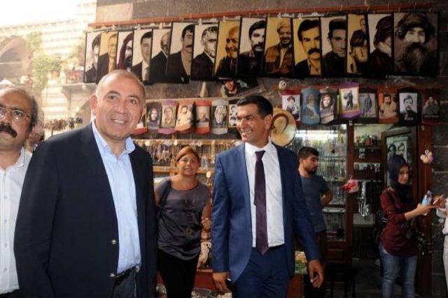 Chp Heyeti Diyarbakır da, Gürsel Tekin: Hdp nin Kapatılması Kabul Edilemez 1