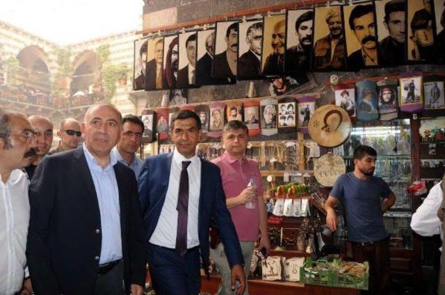 Chp Heyeti Diyarbakır da, Gürsel Tekin: Hdp nin Kapatılması Kabul Edilemez 2