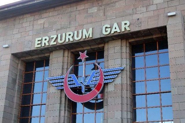 Erzurum Ve Kars Arasındaki Tren Seferleri Durduruldu