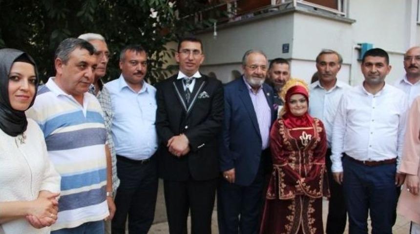 Uslu&rsquo;dan Akil İnsanlar Toplantısına Sert Eliştiri