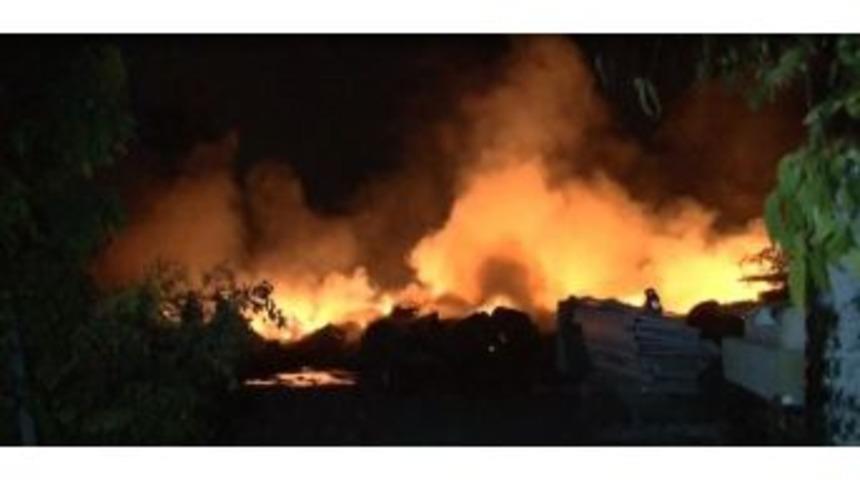 Hurdalık Alanda Çıkan Yangın Korkuttu