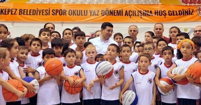 Kepez Belediyesi’nden 3 Bin Öğrenciye Spor