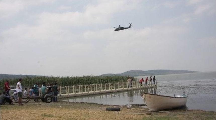 Kayığın Par&ccedil;alanması Sonucu G&ouml;lde Kaybolan Şahsın Cesedi Bulundu