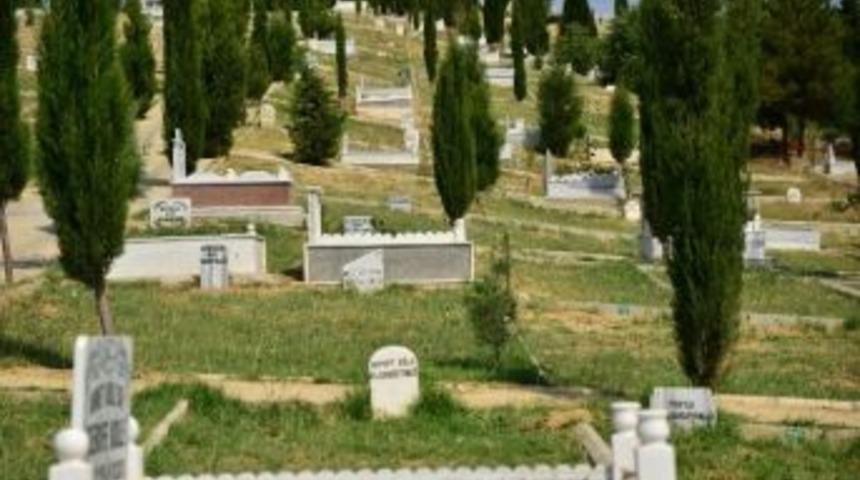 Erbaa&rsquo;da 20 Bin Mezarlık Bilgi Sistemine Aktarılıyor