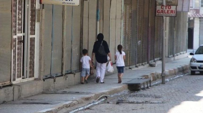 Silopi&rsquo;de Kepenkler A&ccedil;ılmadı