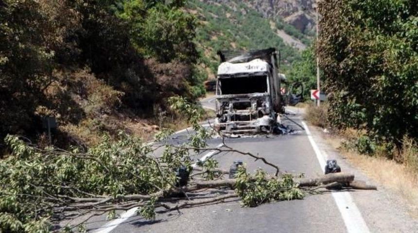 Tunceli-Erzincan Karayolu 3 G&uuml;nd&uuml;r Kapalı