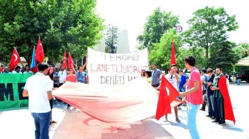 Denizlisporlu Taraftarlardan Ter&ouml;r Protestosu