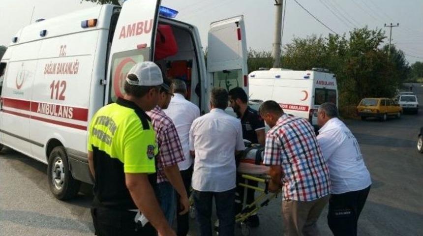 D&uuml;zce&rsquo;de Trafik Kazası: 4 Yaralı