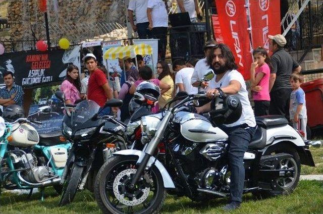 Tosya’da 1. Motosiklet Festivali Düzenlendi