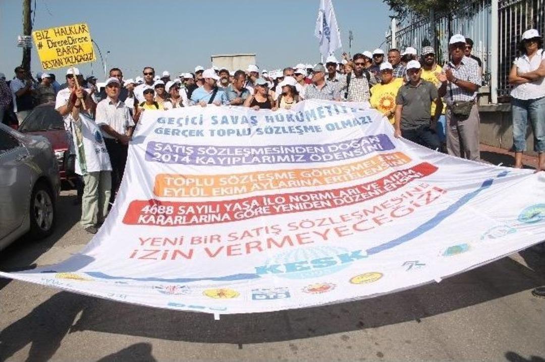 Bakanlığa Y&uuml;r&uuml;mek İsteyen Gruba Polis İzin Vermedi