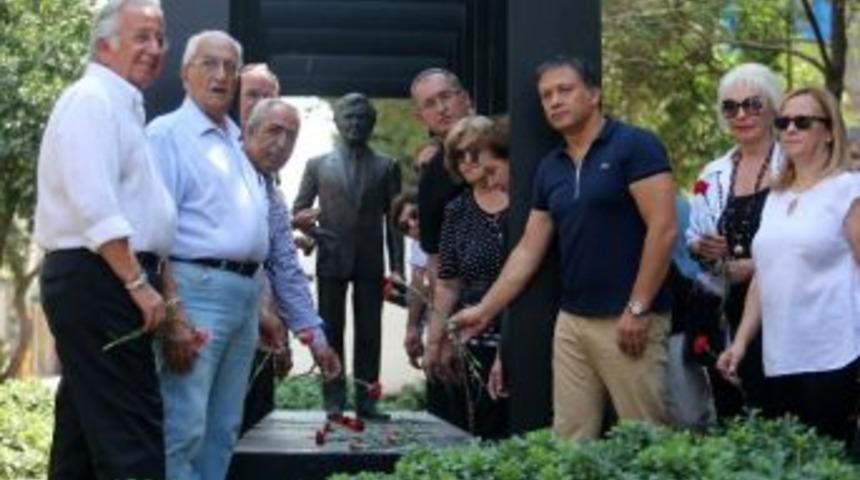 Gazeteci Ve Yazar İsmail Sivri &Ouml;l&uuml;m&uuml;n&uuml;n 8&rsquo;inci Yılında Anıldı