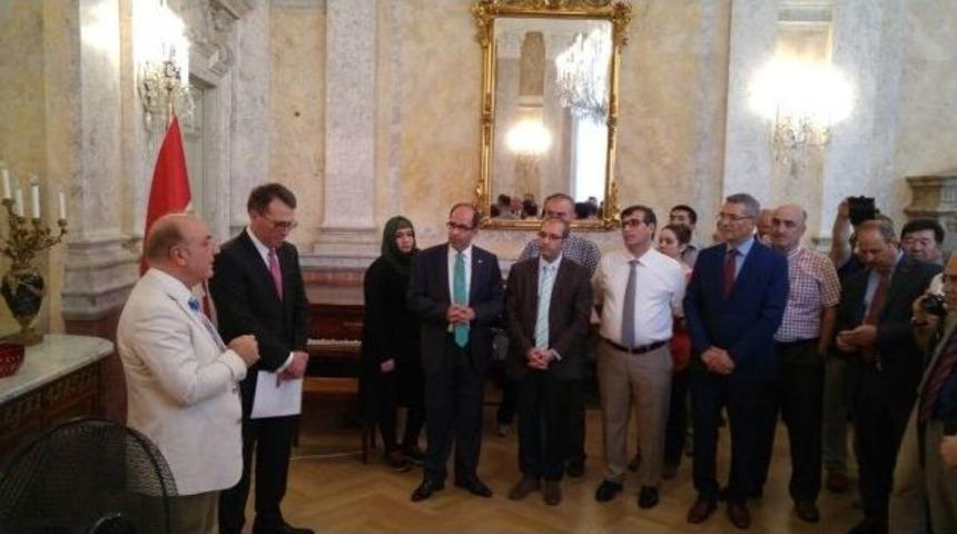 Ga&uuml;n&rsquo;den D&uuml;nyada T&uuml;rk Birliği &Ccedil;alıştayı&rsquo;na Dev Kadrolu Katkı